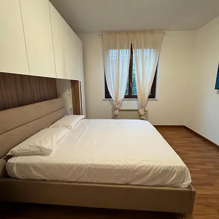 Ca Leo In Garda, Relax & Pool Apartman